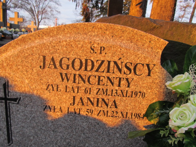 Grób ZOFIA WIŁKOJĆ